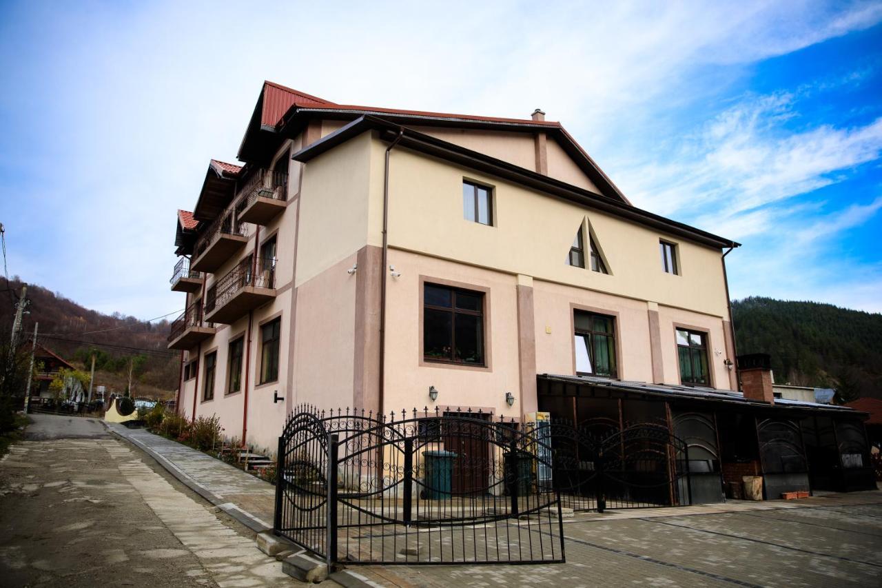 Pensiunea Grande Лепша Экстерьер фото