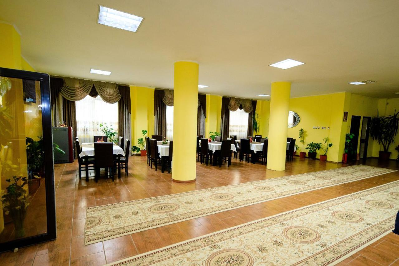 Pensiunea Grande Лепша Экстерьер фото